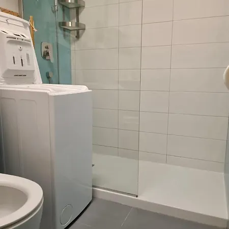 Modern Cave Apartmán *