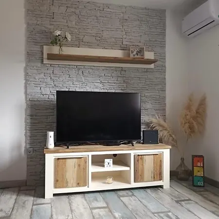 Apartment Modern Cave
