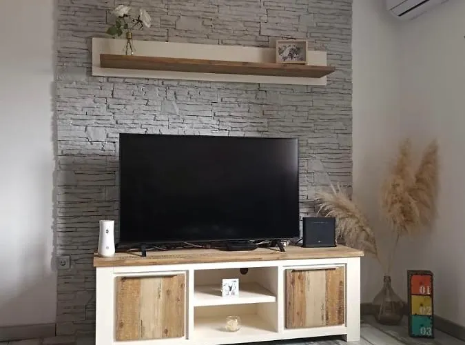 Apartman Modern Cave